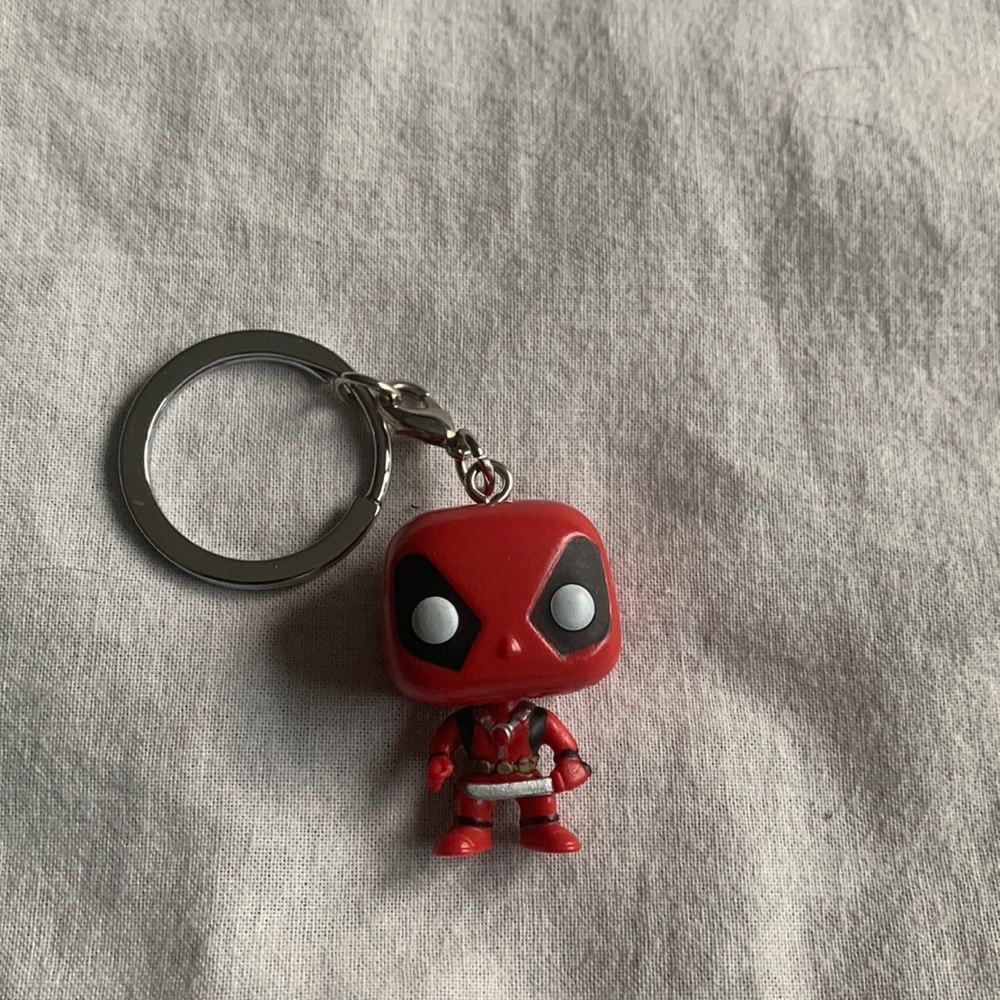Marvel Deadpool pop funky keychain